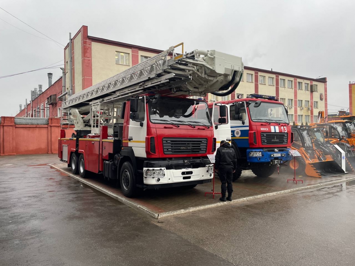 Делегация правительства Москвы осмотрела экспозицию ООО «ПОЖСНАБ»